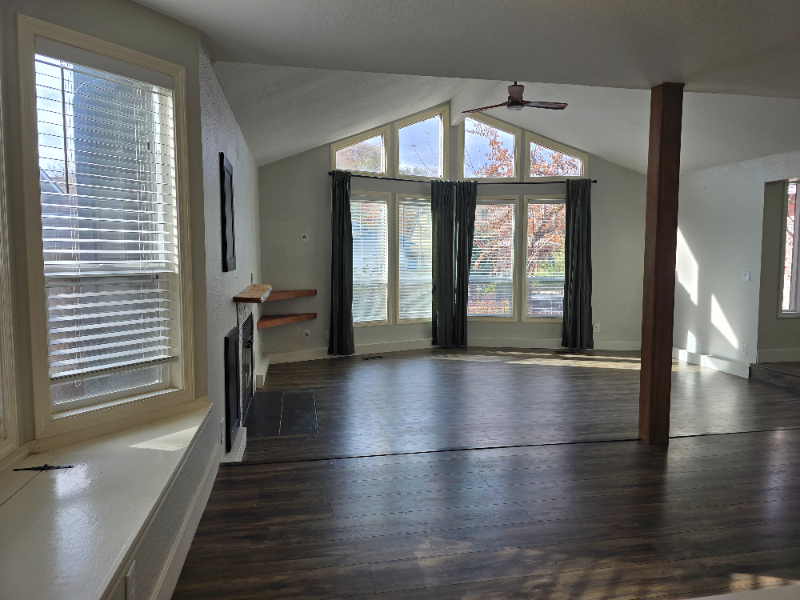 2516 South Sumac Lane - Photo 2 of 17