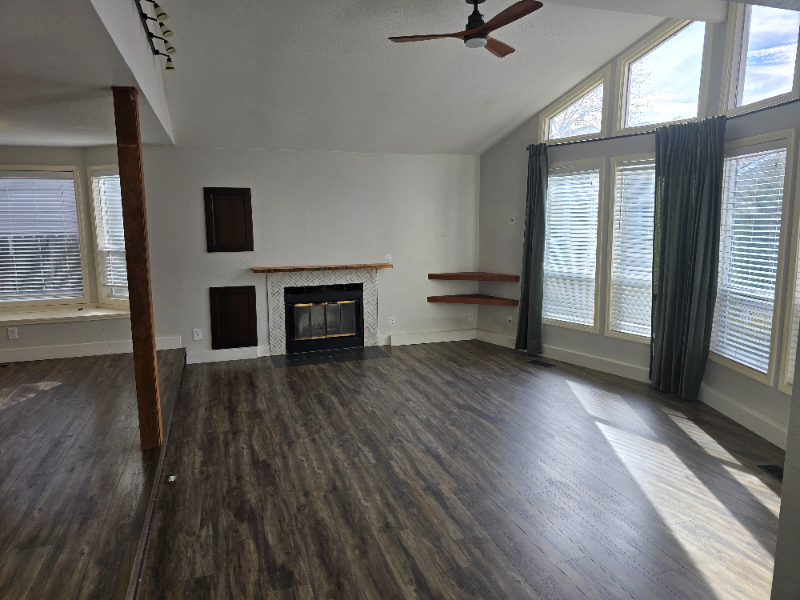 2516 South Sumac Lane - Photo 3 of 17