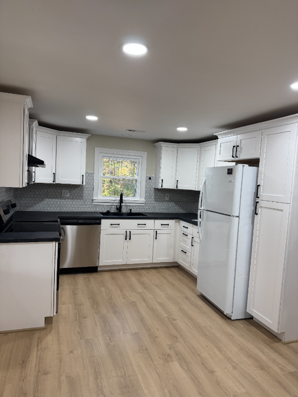 1013 Clayton Rd - Photo 2 of 18