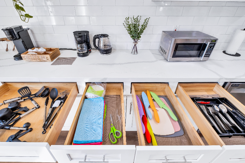 2361 Gonzaga Lane - Photo 2 of 20