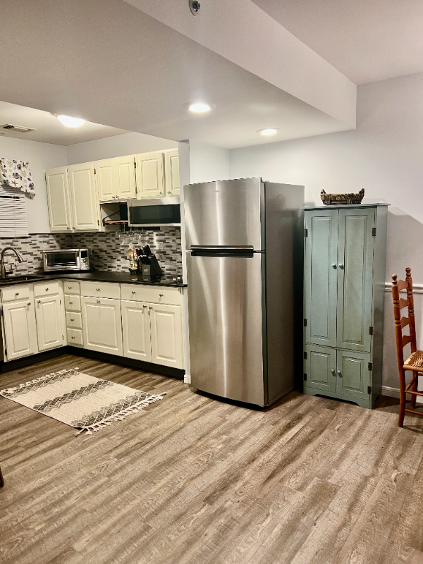 1623 Old Pond Ln - Photo 3 of 19