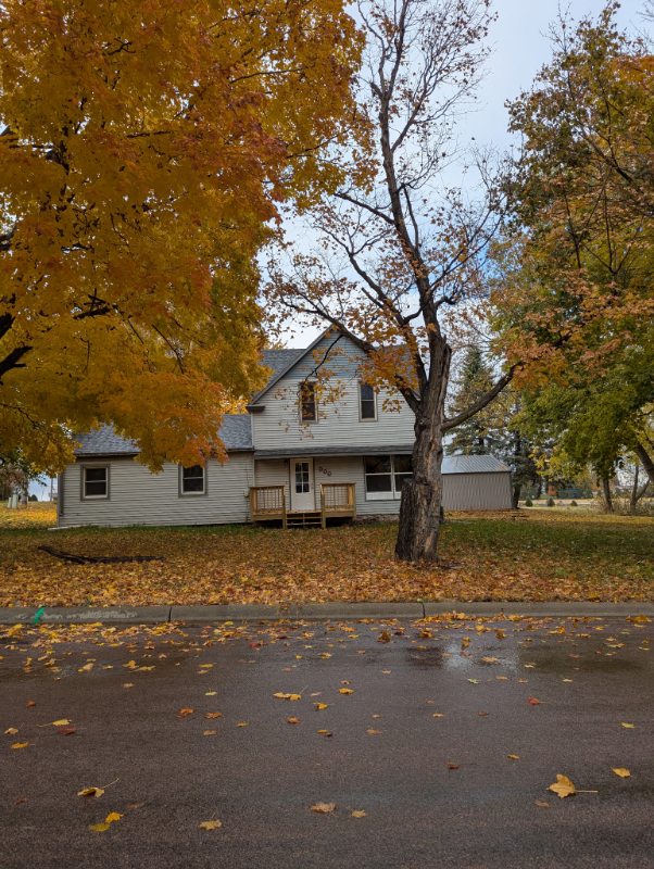 500 Sky View Ave - Photo 2 of 14