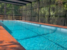 featured image of 745 Nw 18th St