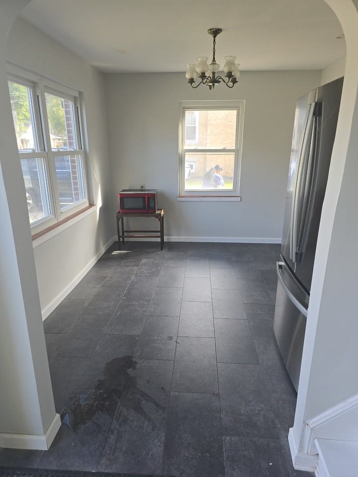 2105 Donald Ave #NA - Photo 3 of 12