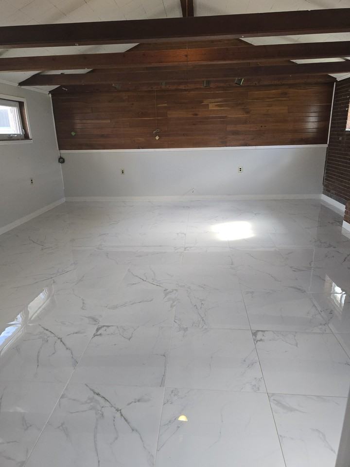 2105 Donald Ave #NA - Photo 4 of 12