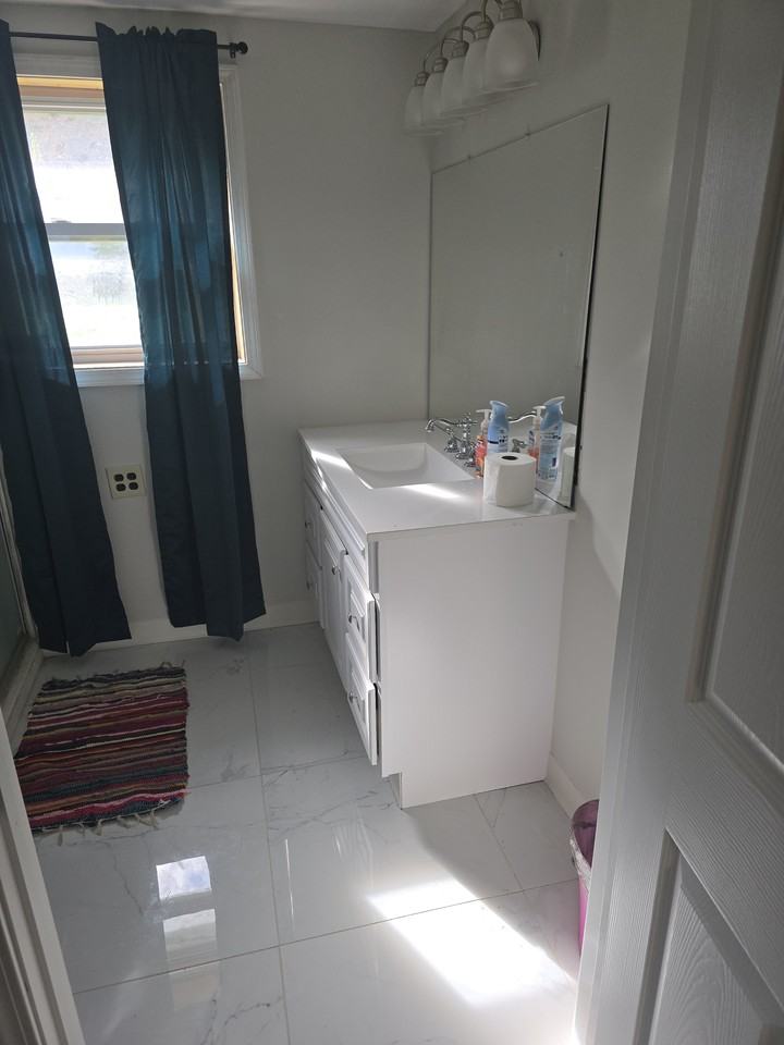 2105 Donald Ave #NA - Photo 6 of 12