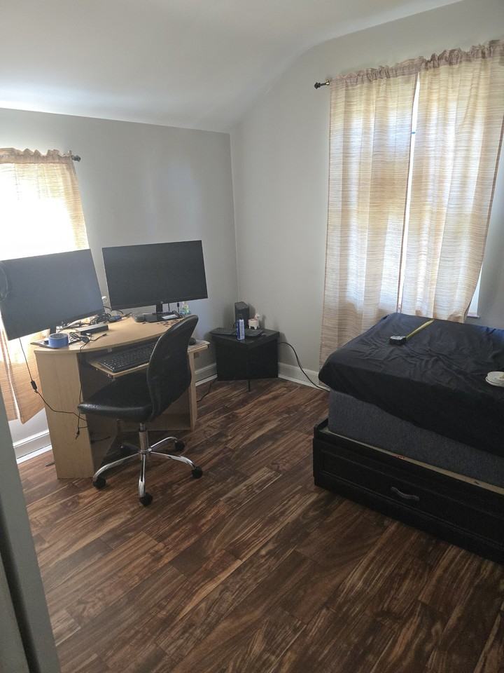 2105 Donald Ave #NA - Photo 7 of 12