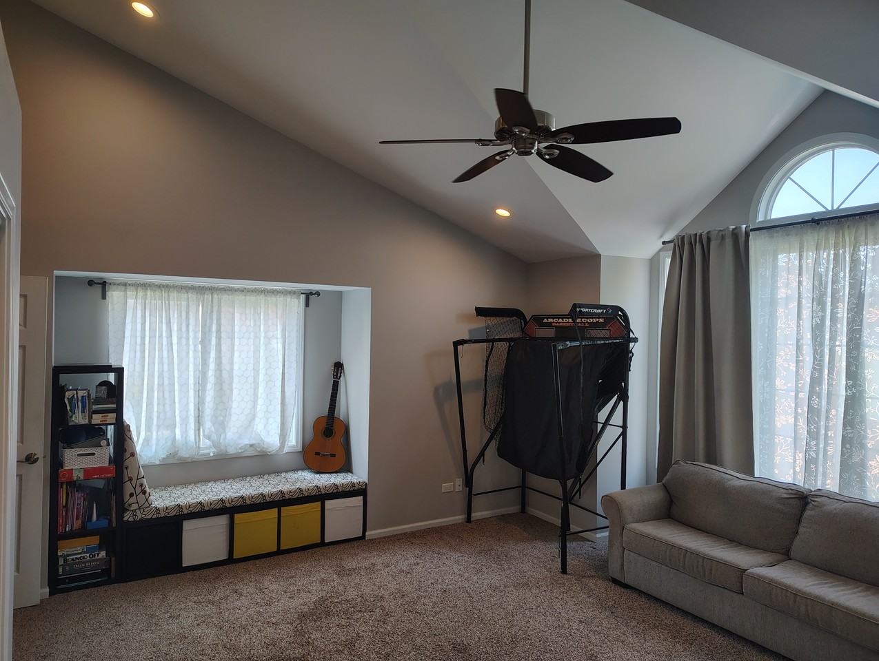 4015 Amalfi Dr #4015 - Photo 6 of 12