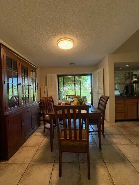 17 Mission Court #17 - Photo 4 of 46