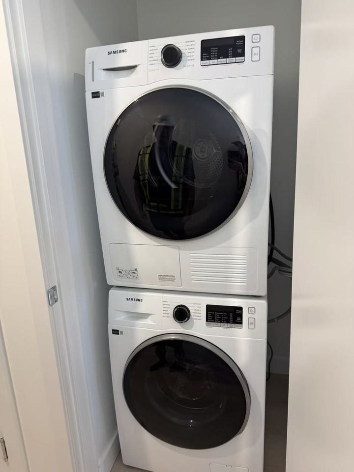 13573 98A Avenue #2110 - Photo 2 of 7