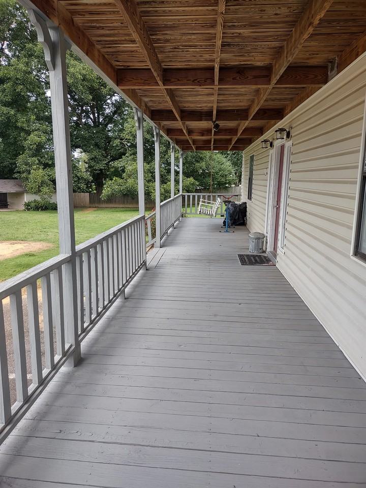 Veranda - Photo 2 of 16