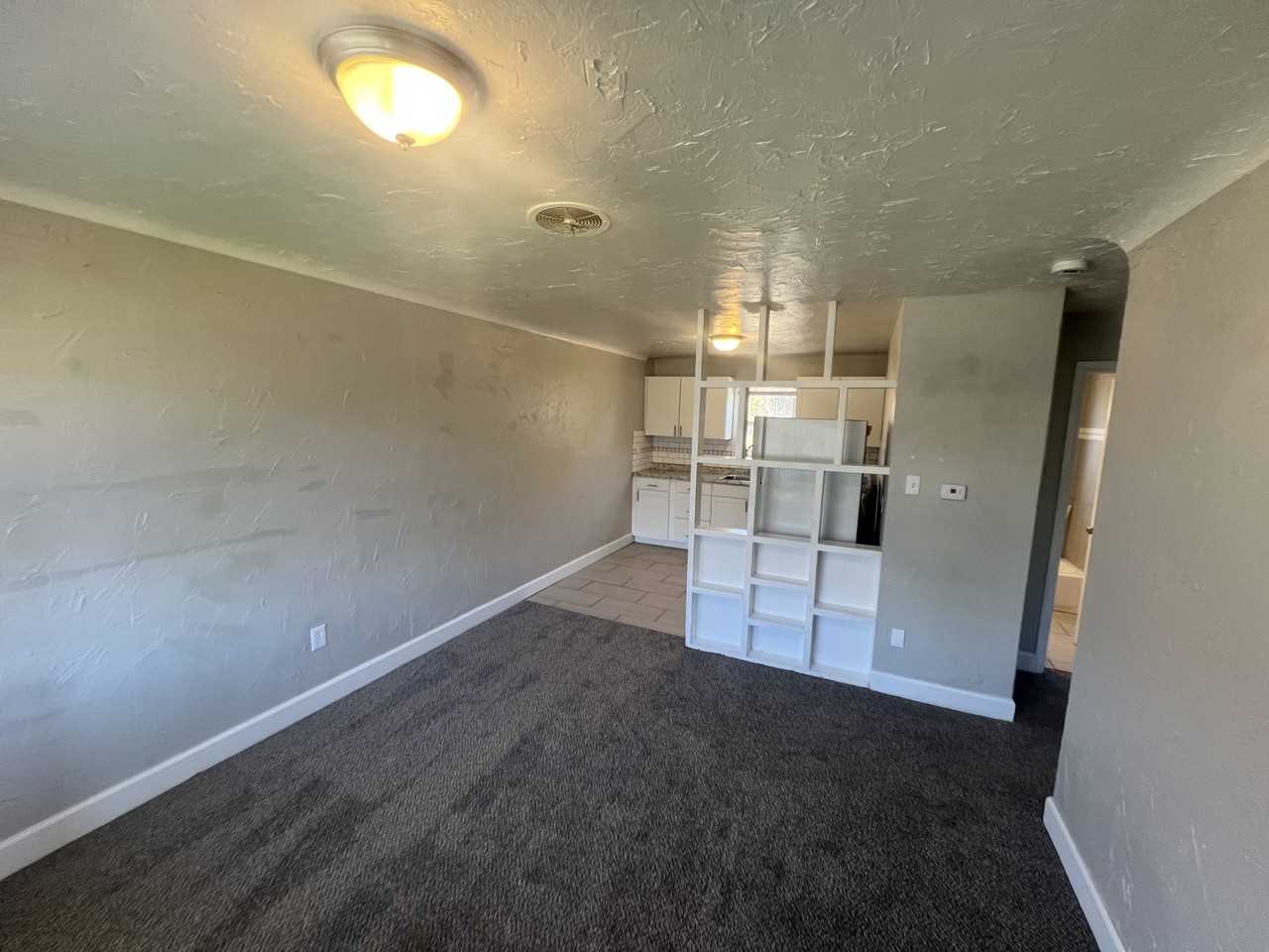 1105 7th Street - Photo 2 of 6