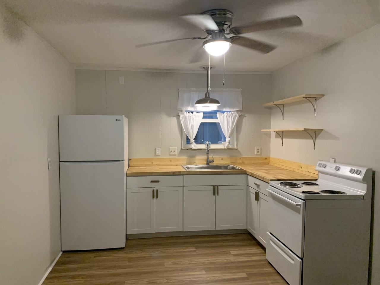 Wynwood Dr - Photo 4 of 42