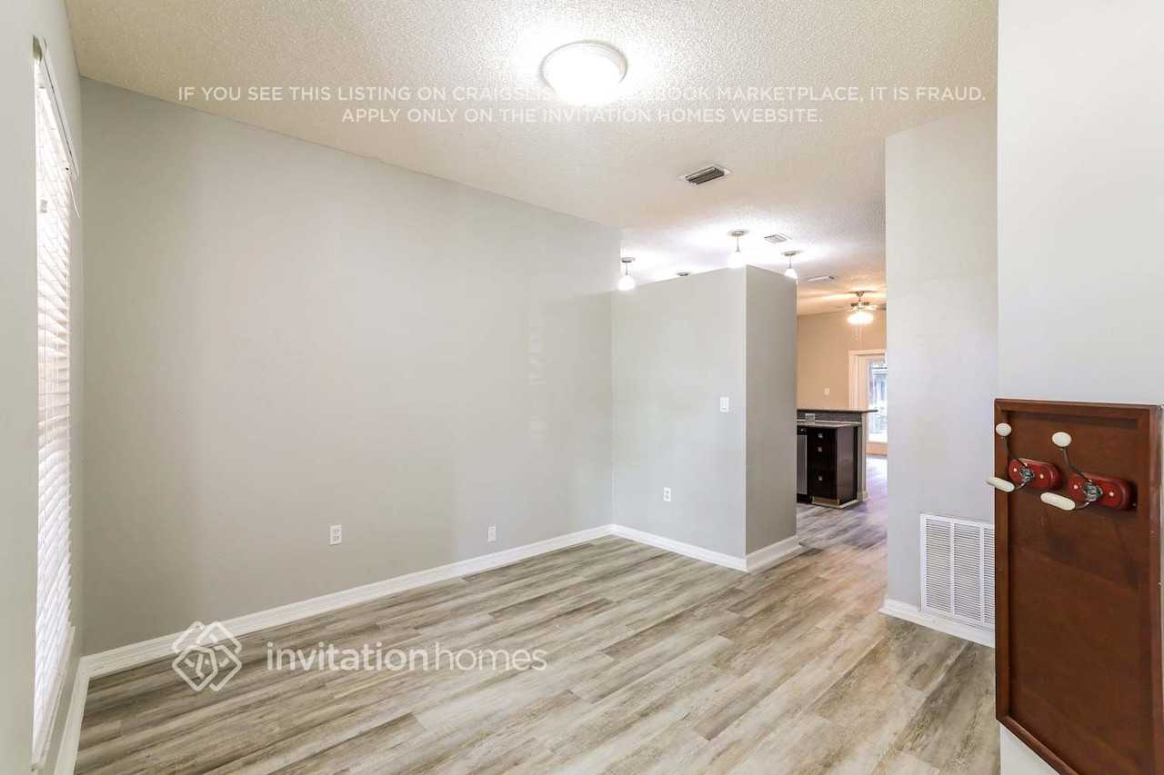 6297 Lauderdale Street - Photo 6 of 17