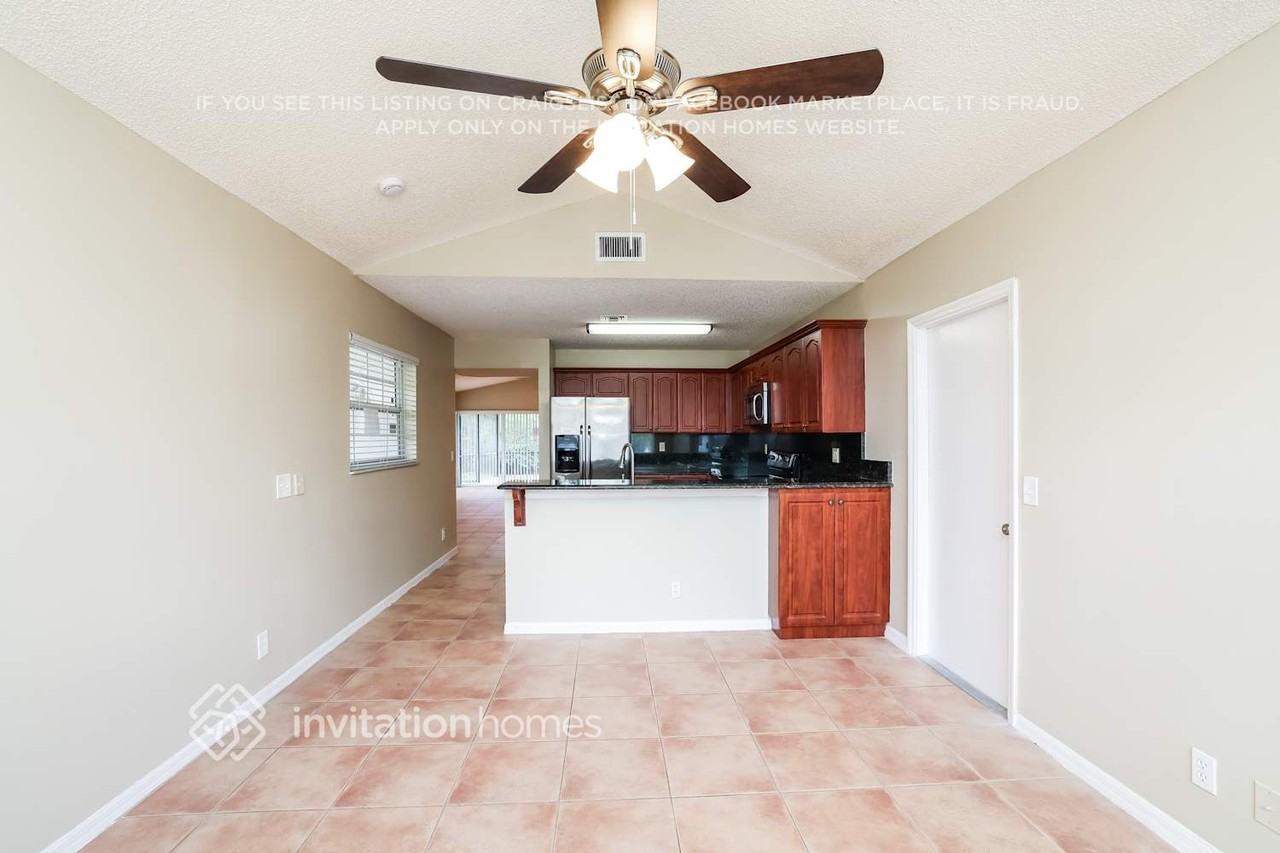 21311 Sawmill Court - Photo 6 of 17