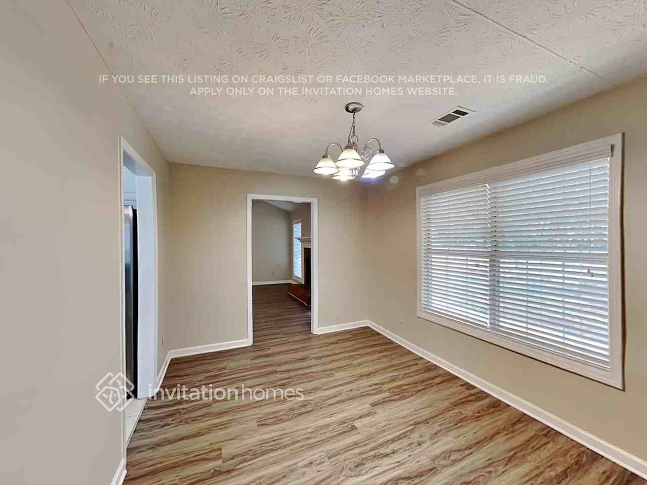 810 Trellis Pond Ct - Photo 5 of 11