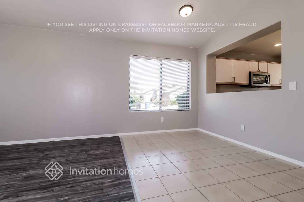 15901 W Elm St - Photo 4 of 16