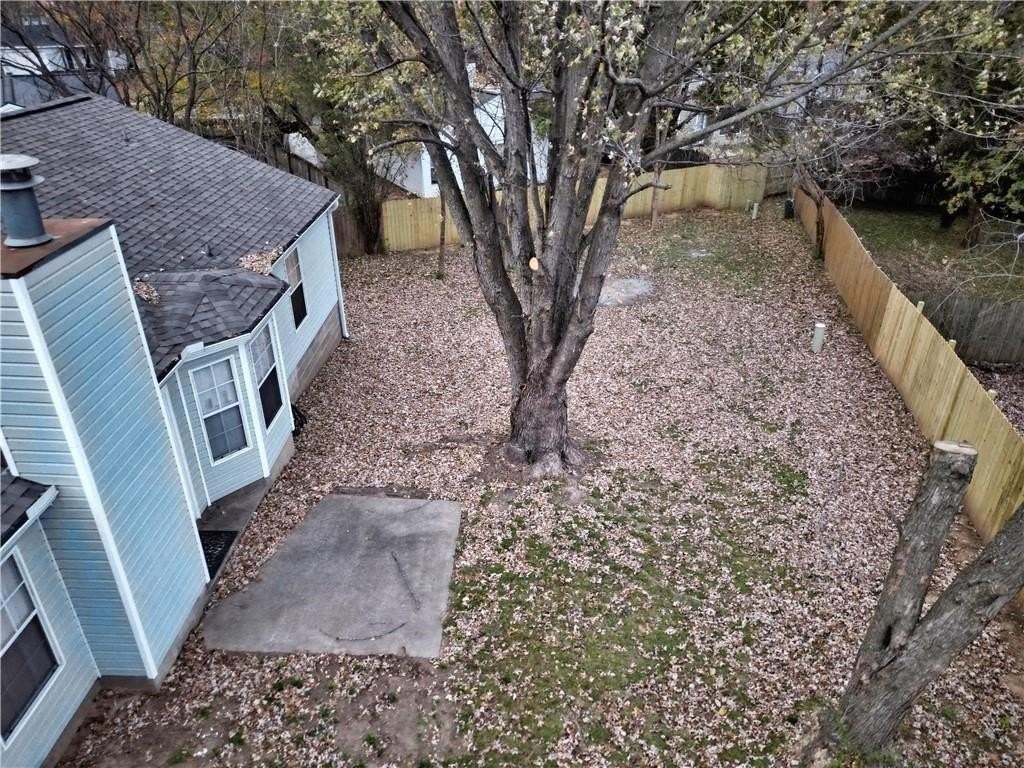 1654 N Timberline Dr - Photo 2 of 10