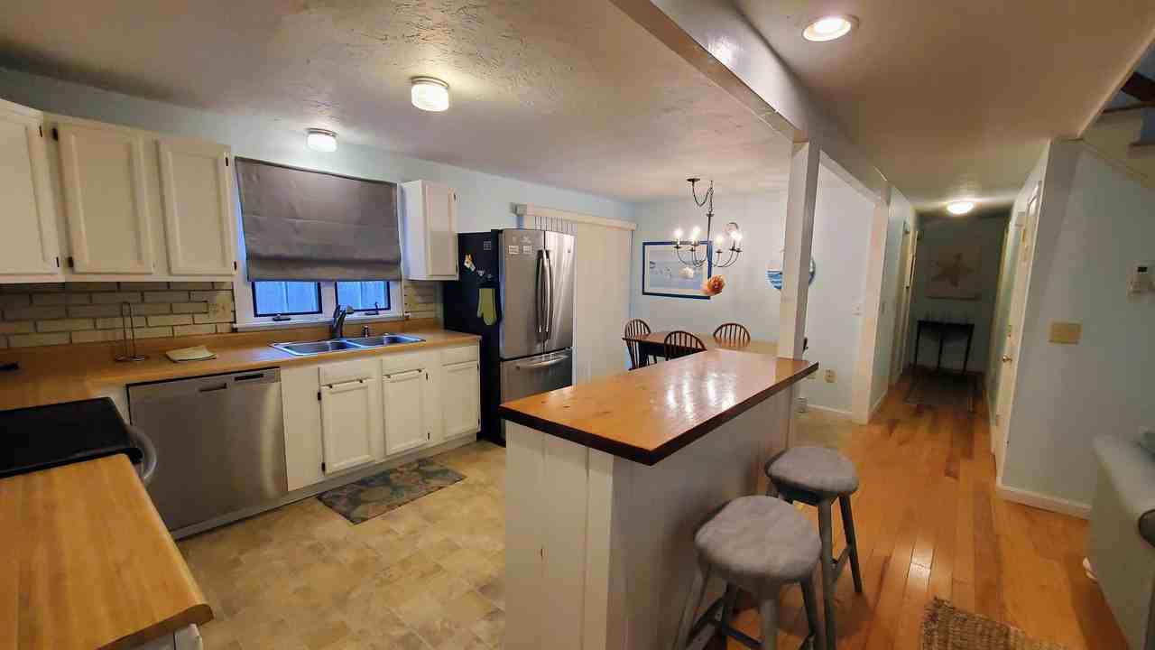 4 Debbie Ln - Photo 5 of 24