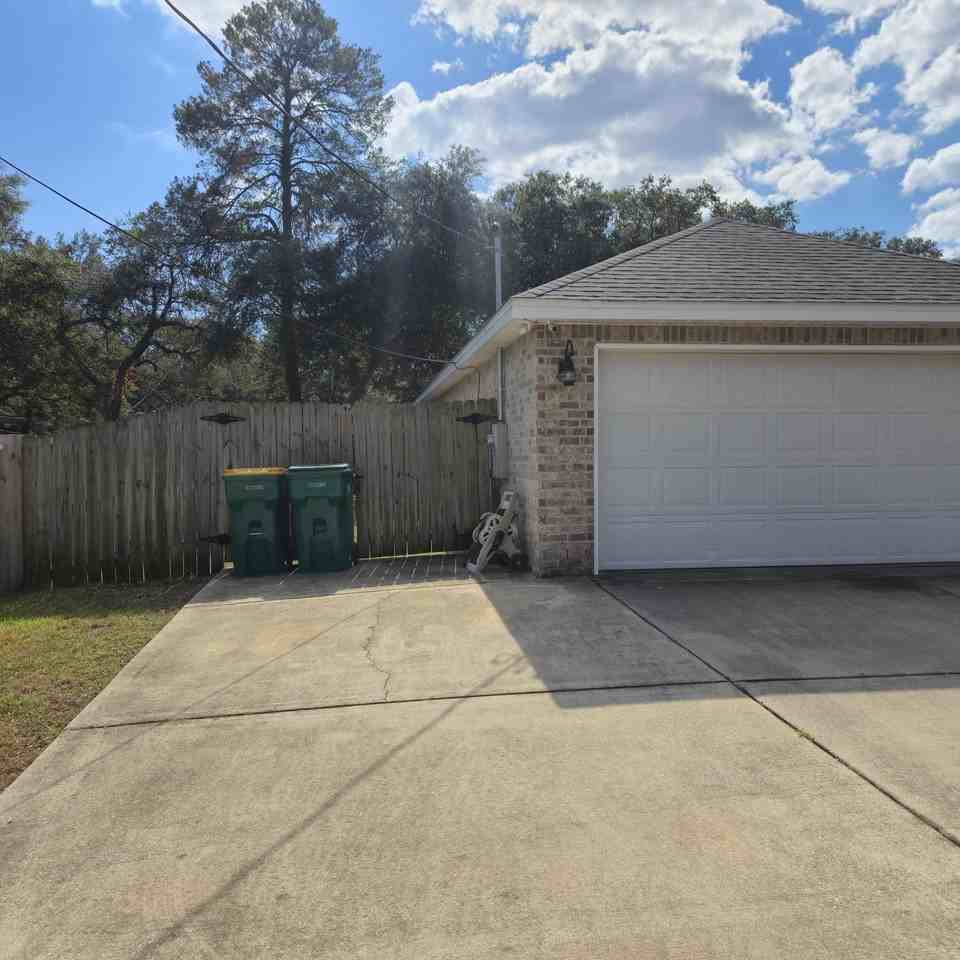 400 Yancey St - Photo 2 of 36