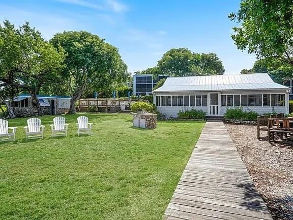 202 Sanctuary Dr #202 - Photo 3 of 29