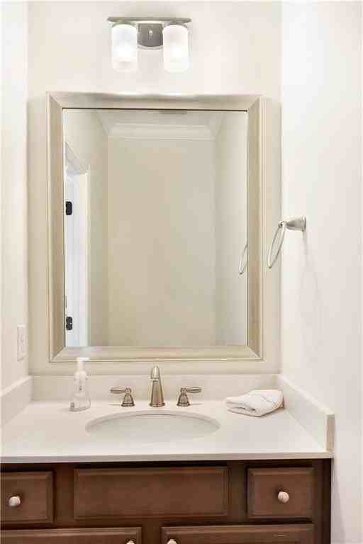 510 Mariners Cir - Photo 5 of 33