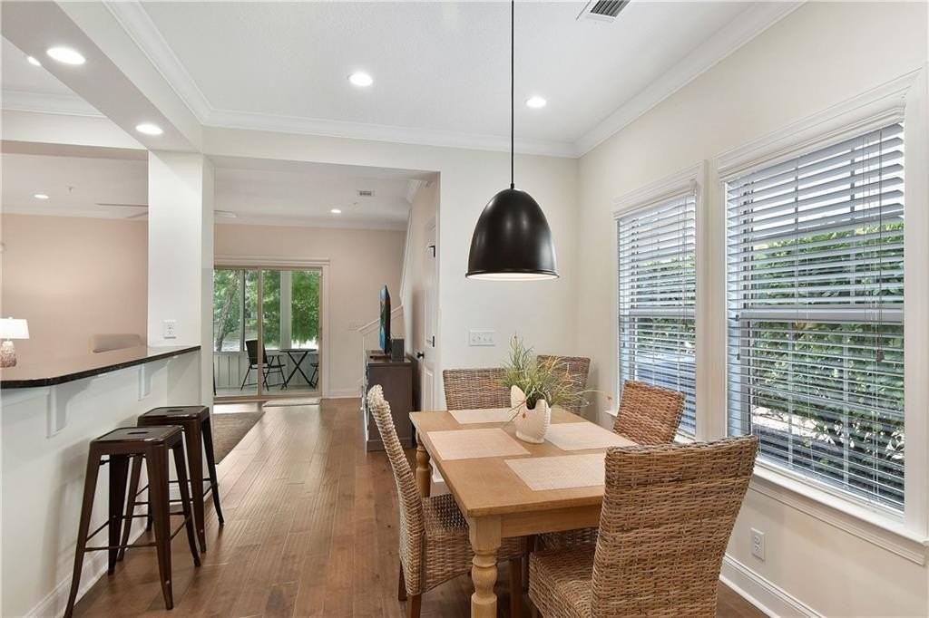 510 Mariners Cir - Photo 6 of 33