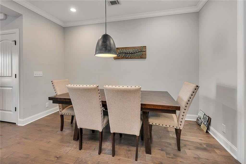 505 Mariners Cir - Photo 5 of 37