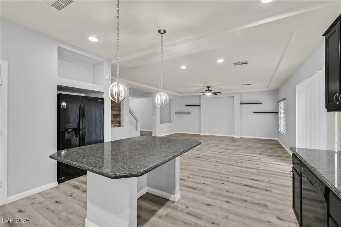 10031 Alden Creek Street - Photo 5 of 25