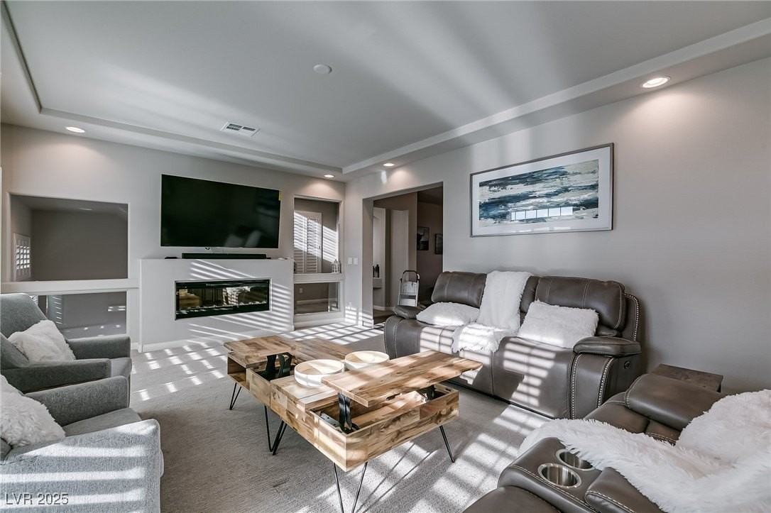 10072 Kangaroo Island Ct - Photo 2 of 40