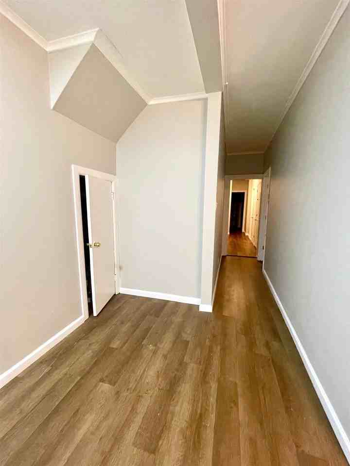 162 Nelson Ave #1 - Photo 3 of 22