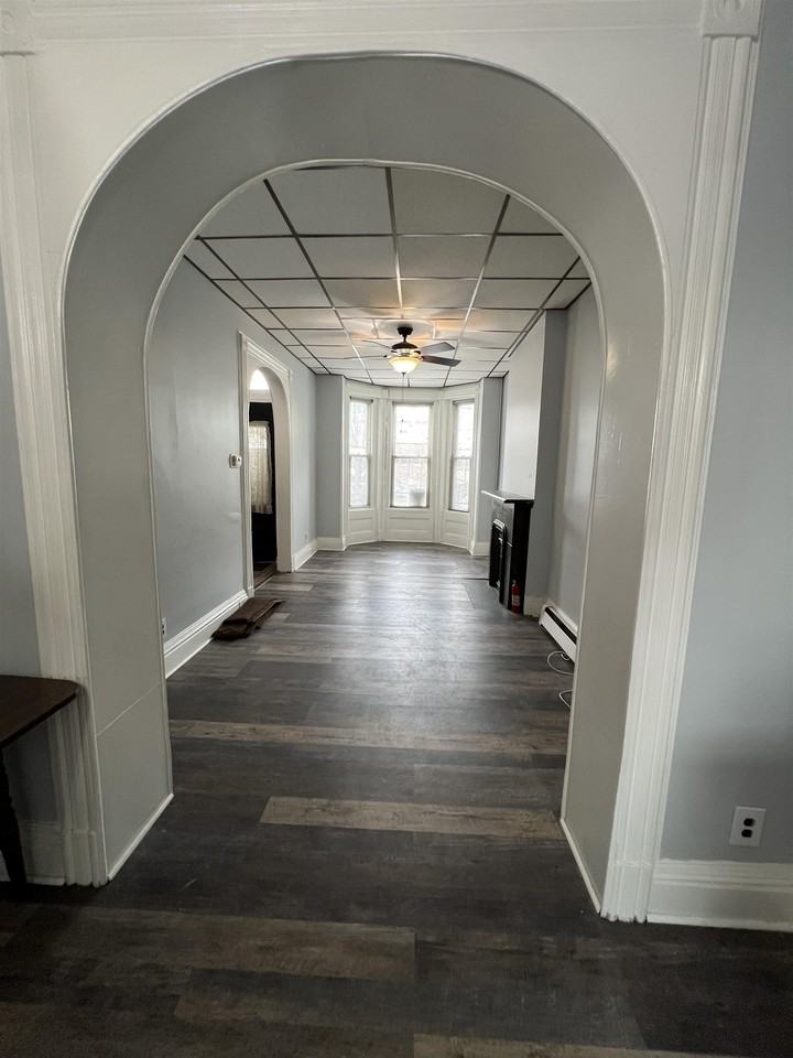 19 Glenwood Ave - Photo 3 of 17