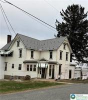 featured image of Mantz Hill Ln