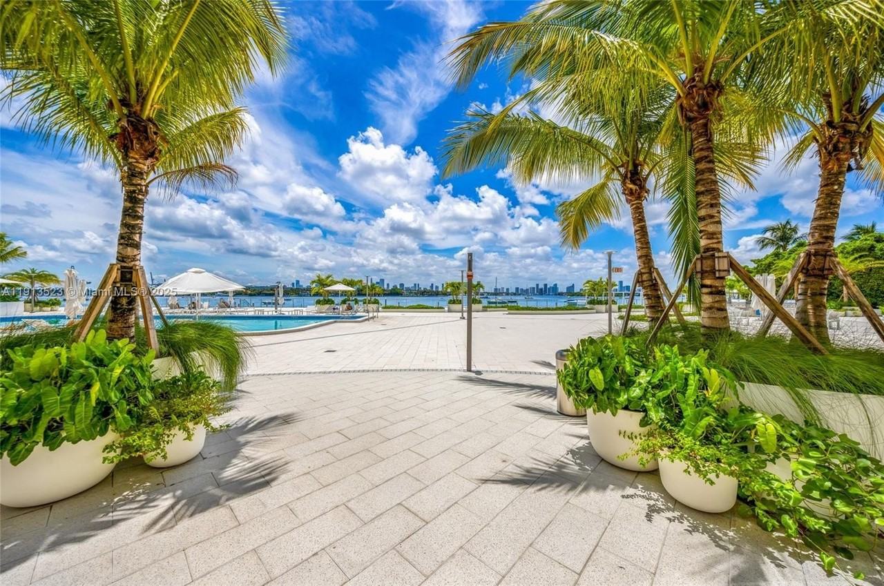 1000 West Avenue #732 - Photo 6 of 38