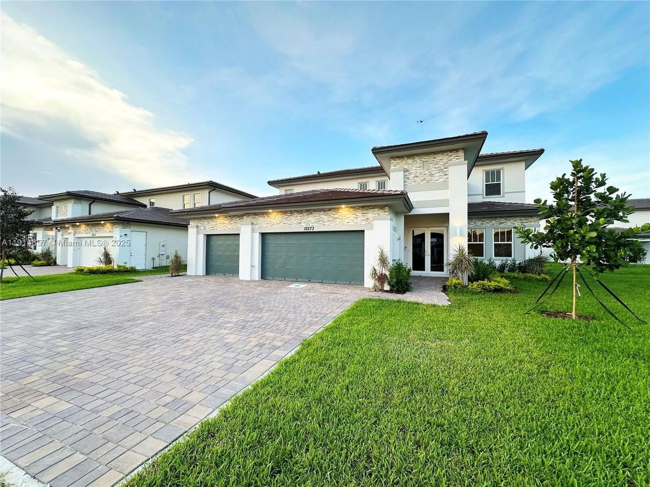 12273 Southwest 44th Street