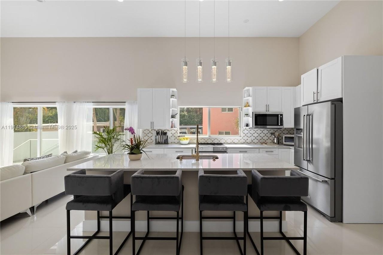 12 Adams Rd - Photo 6 of 24