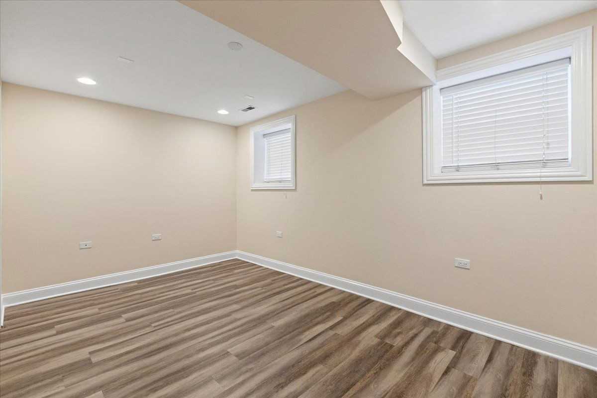 4016 N Central Park Ave #3 - Photo 7 of 8