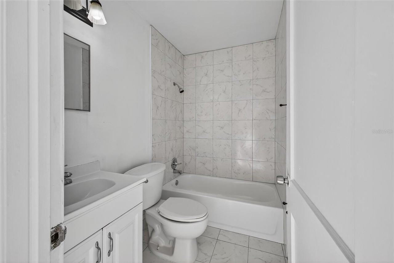 147 Palm Dr - Photo 7 of 11