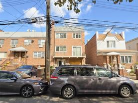 5929 5927 Unit 2 71 Street unit: 2 #2 - Photo 1 of 1