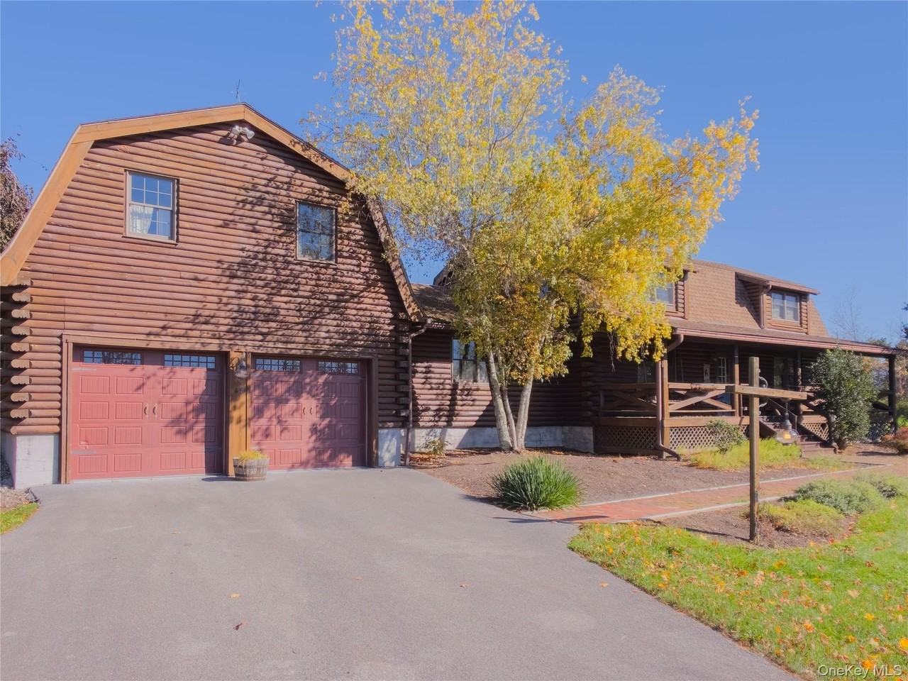 618 Clapp Hill Rd - Photo 2 of 28