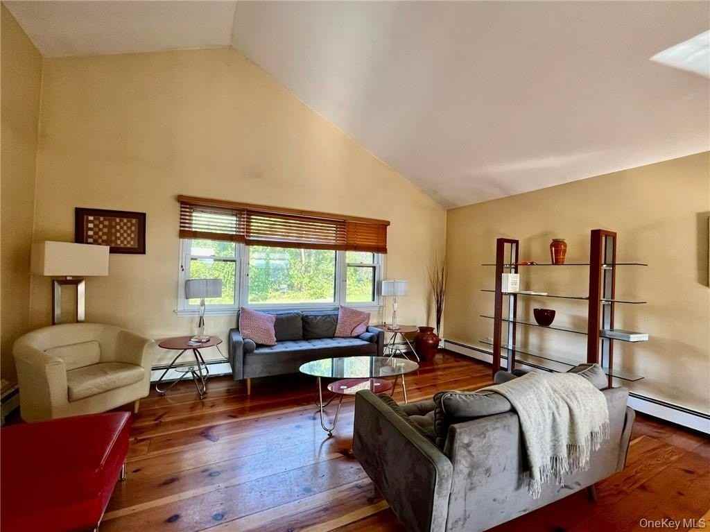 47 Onderdonk Rd - Photo 4 of 25