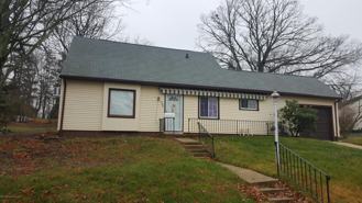 240 Castlewall Ave - Photo 1 of 1