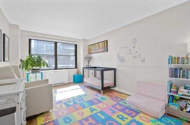 7 East 14th Street - Photo 6 of 10