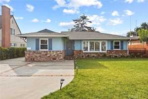 featured image of 8348 Doris Ave #FRONT