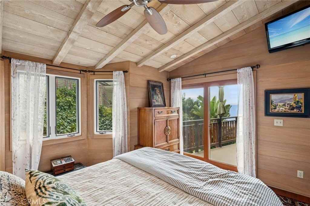 32036 Sunset Ave - Photo 7 of 12