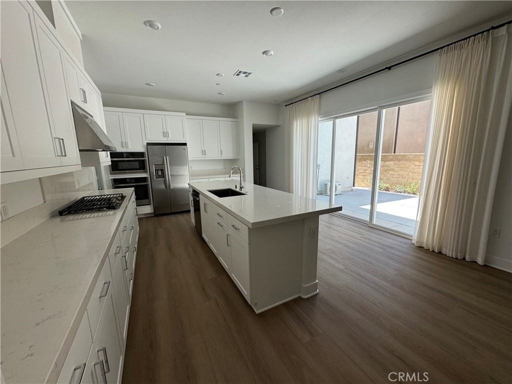 228 Knot - Photo 4 of 19