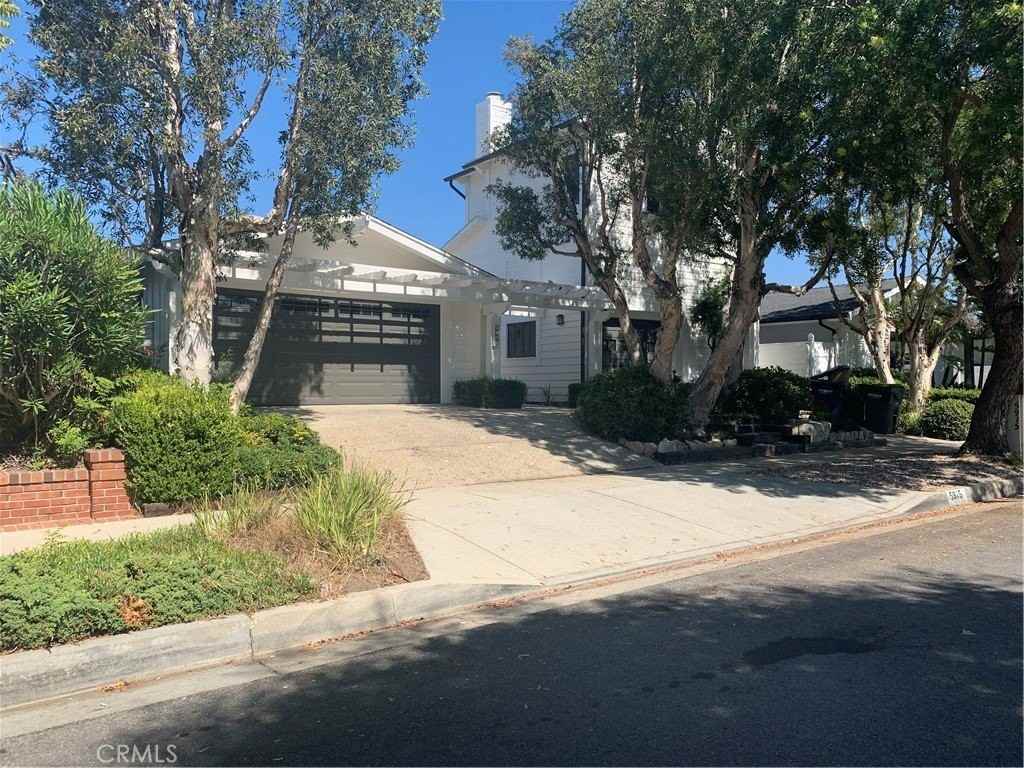 5915 Finecrest Dr - Photo 4 of 15