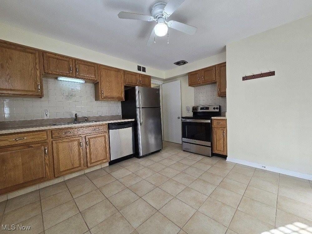 2314 Westmoor Rd #1 - Photo 5 of 28