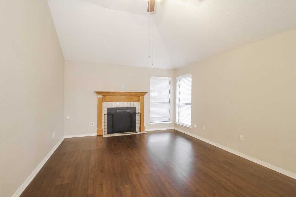 1345 Jasmine Dr - Photo 6 of 18