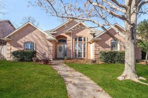 featured image of 317 Fountain Gate Dr